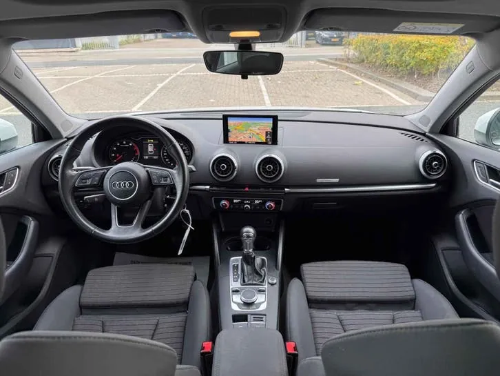 Audi A3 2018 photo 2