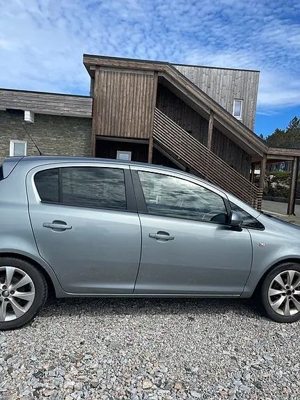 Opel Corsa 2012 photo 3
