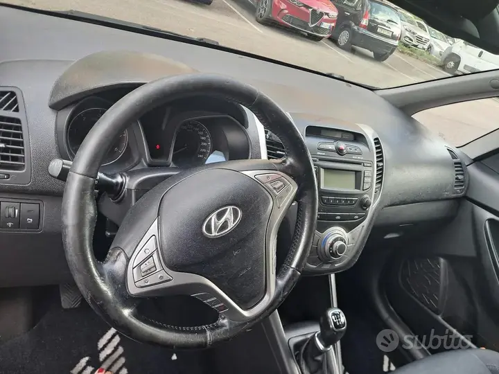 Hyundai Ix20 2011 photo 5