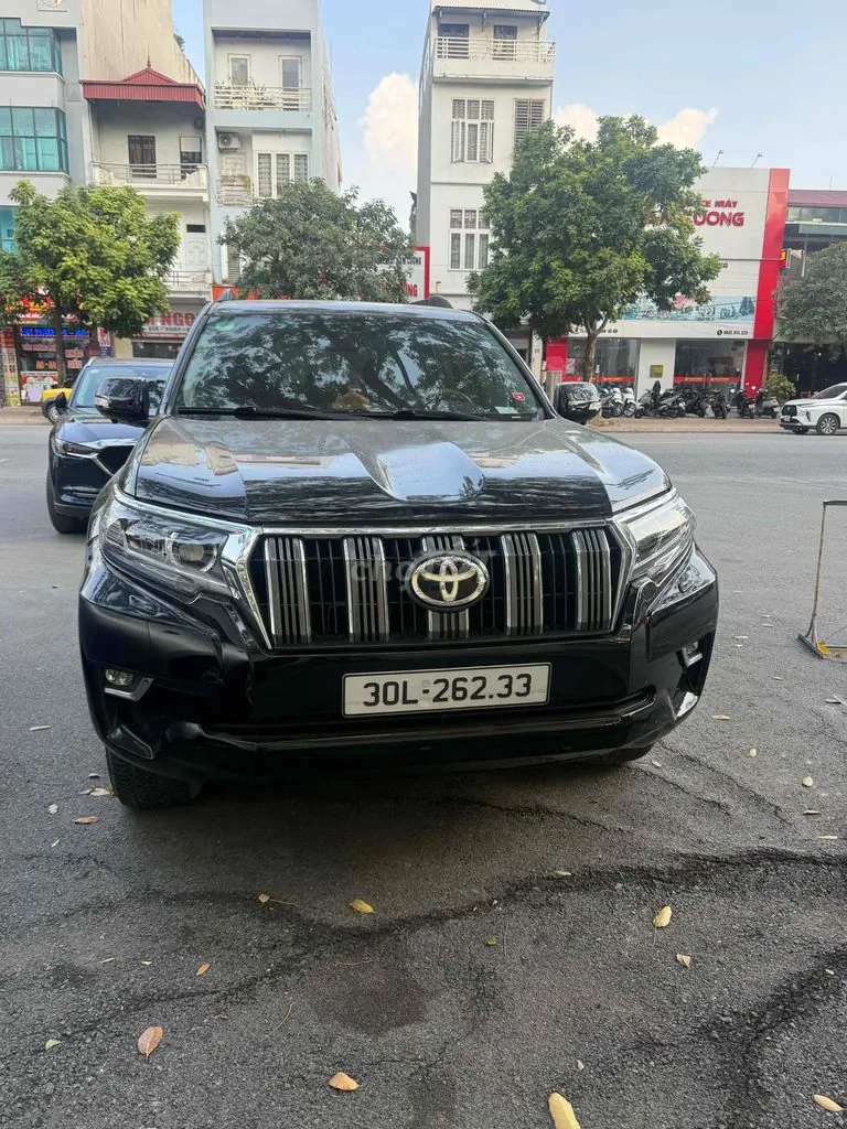 Toyota Land Cruiser Prado 2010 photo 5