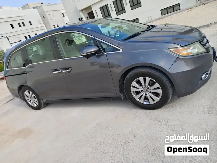 Honda Odyssey 2014 photo 4