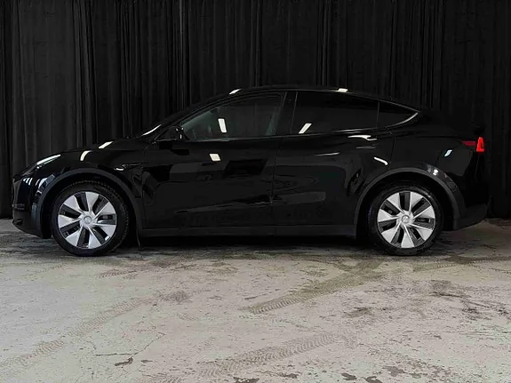 Tesla Model Y 2023 photo 5