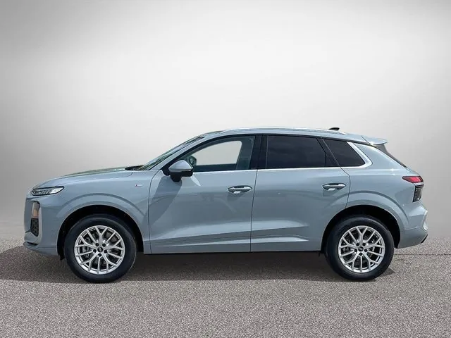 Audi Q3 2026 photo 2