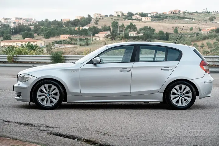 BMW 1 Series 2006 photo 2