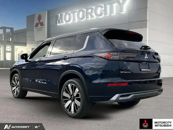 Mitsubishi Outlander 2026 photo 4