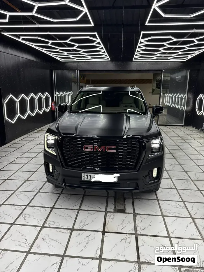 GMC Yukon 2023 photo 2