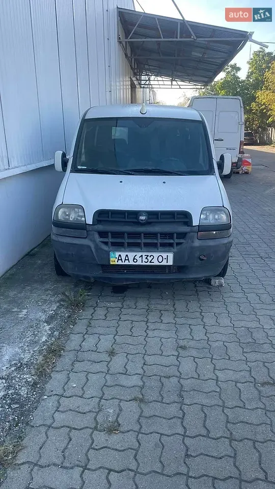 Fiat Doblo 2004 photo 2