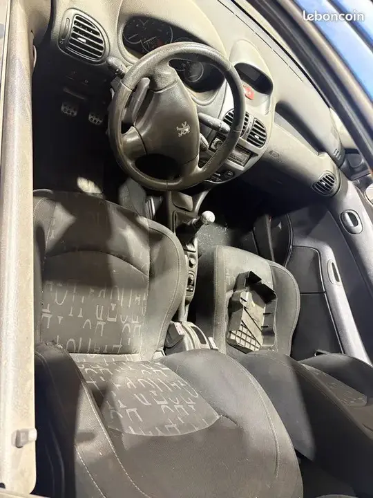 Peugeot 206 2004 photo 3