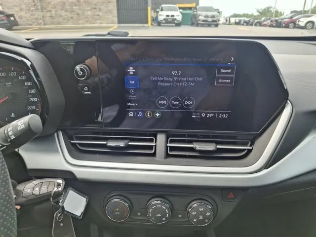Chevrolet Trax 2024 photo 4