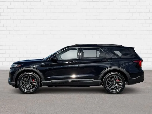 Ford Explorer 2025 photo 3