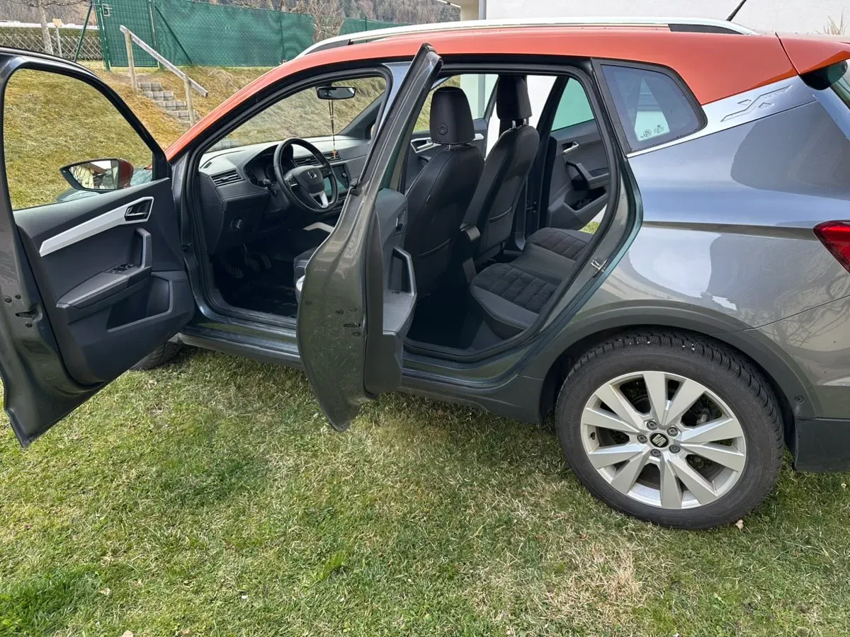 Seat Arona 2018 photo 3