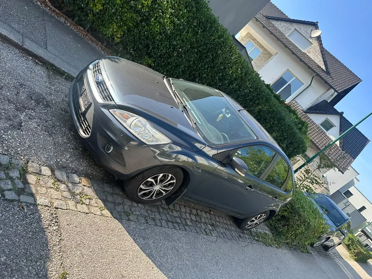 Ford Focus 2008 photo 2