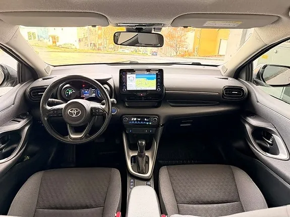 Toyota Yaris 2023 photo 5