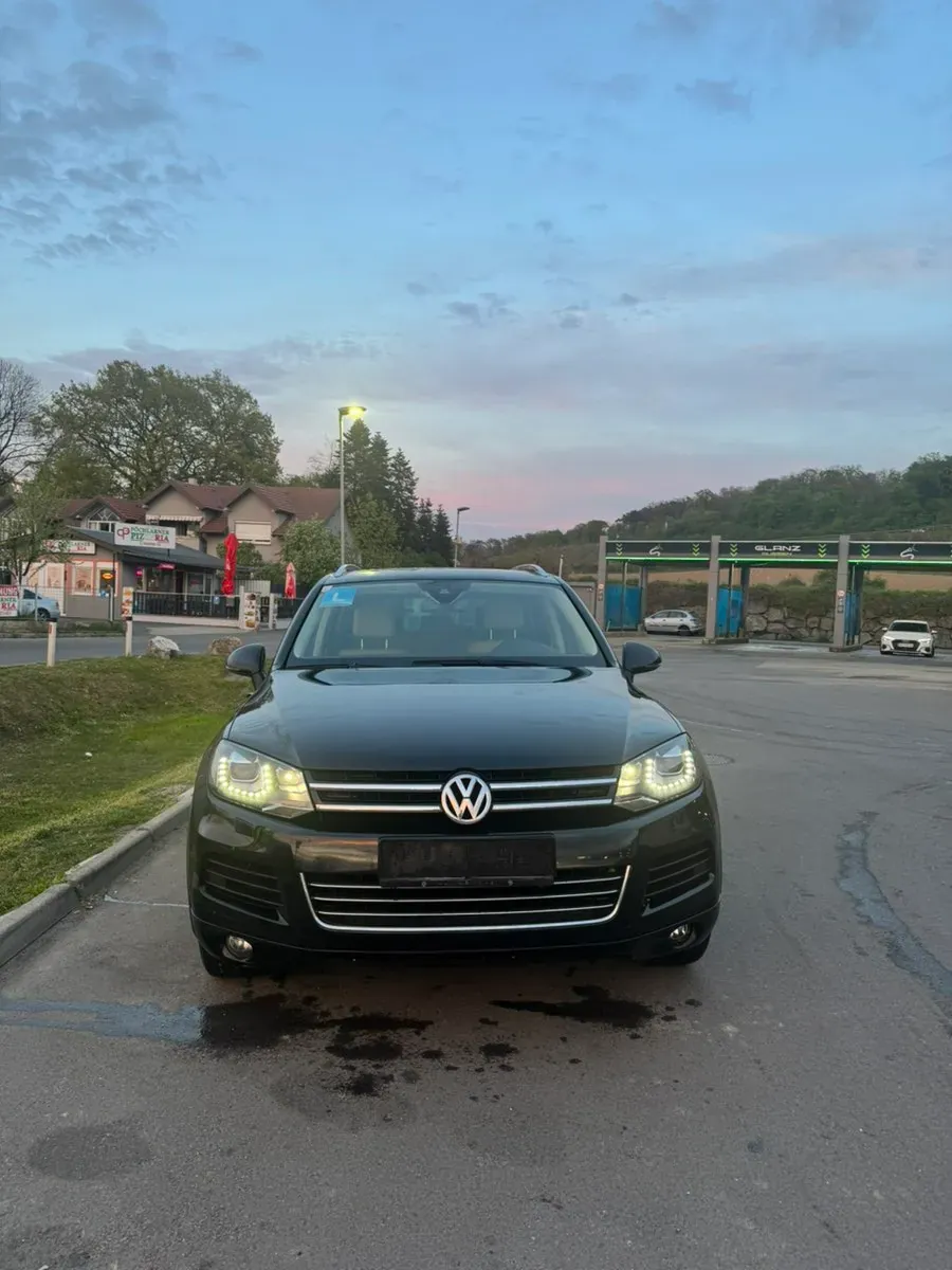 Volkswagen Touareg 2011 photo 3
