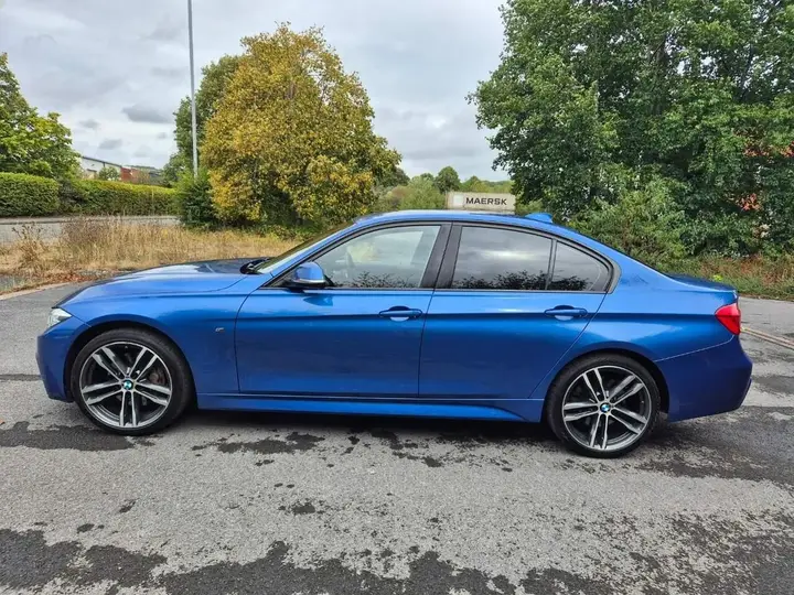 BMW 3 Series 2017 photo 3