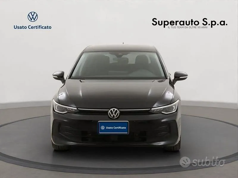 Volkswagen Golf 2026 photo 2
