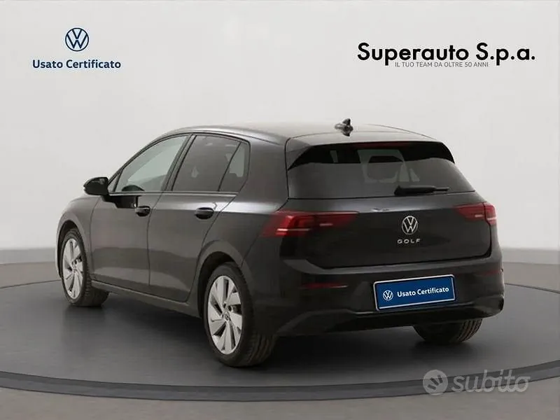 Volkswagen Golf 2026 photo 4