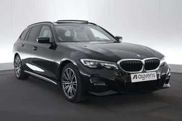 BMW 3 Series 2022 photo 3