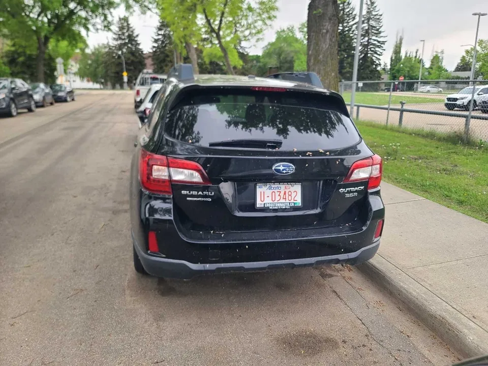 Subaru Outback 2016 photo 3
