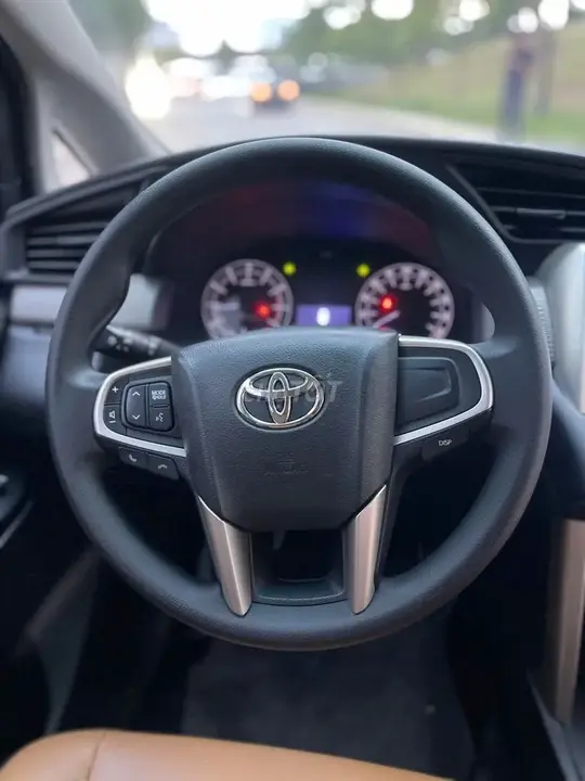 Toyota Innova 2016 photo 5