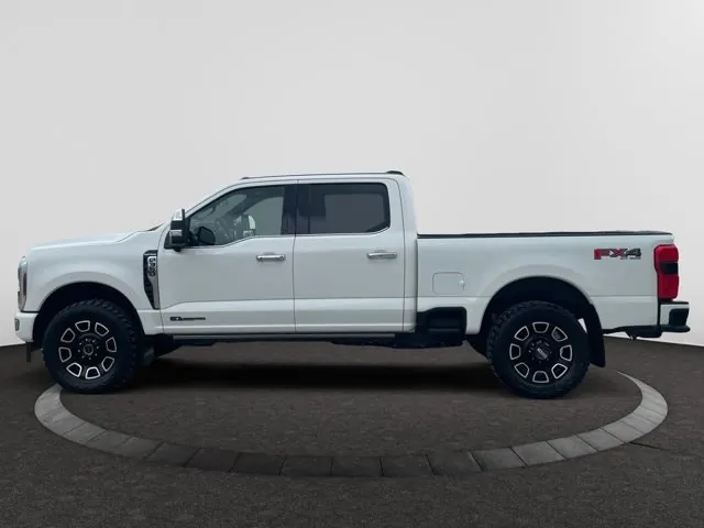 Ford F350 2024 photo 2