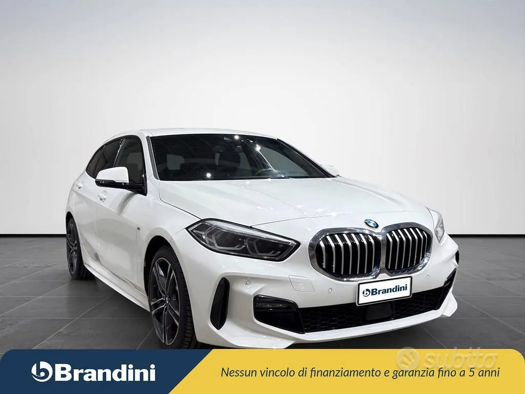 BMW 1 Series 2019 photo 4