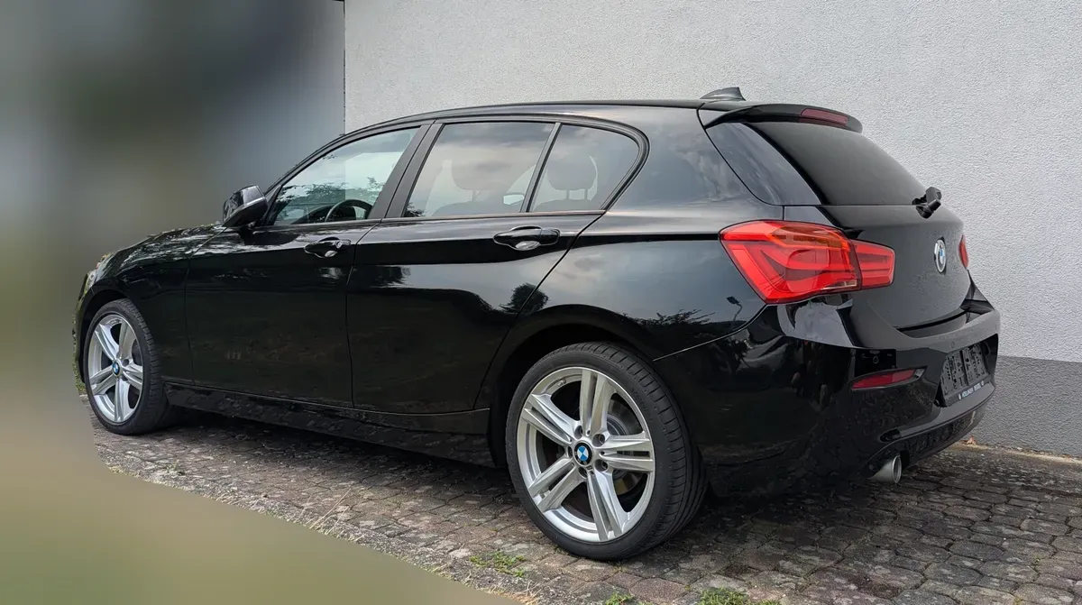 BMW 1 Series 2018 photo 2