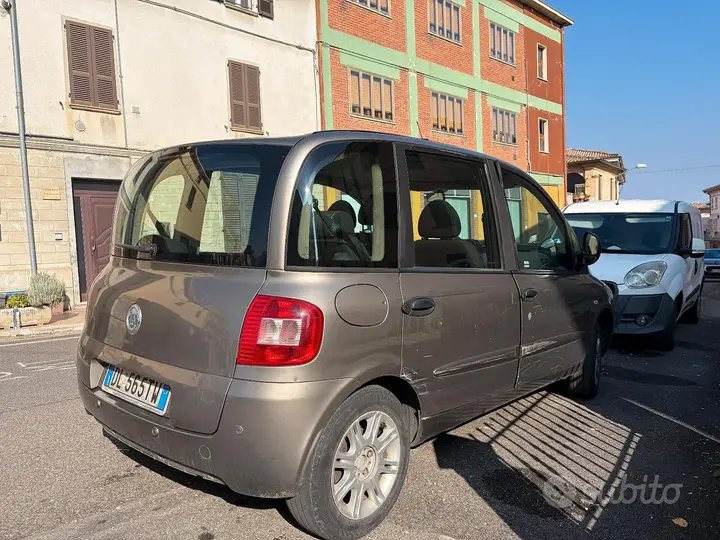 Fiat Multipla 2008 photo 3