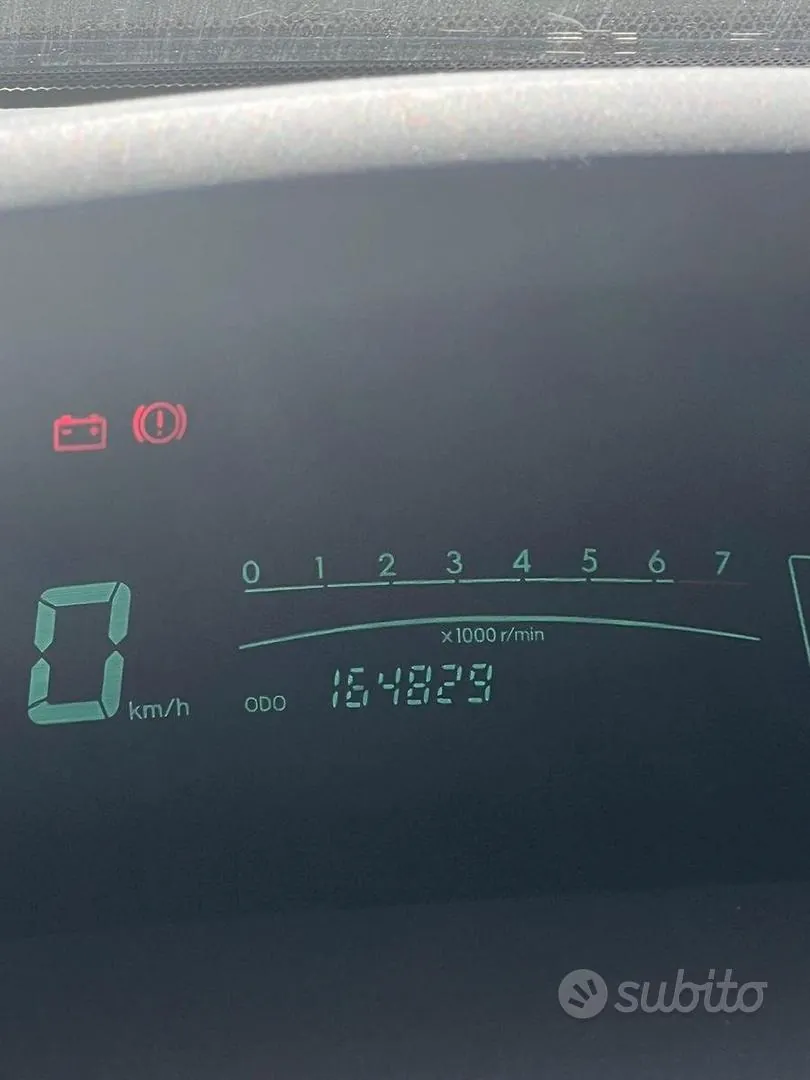 Toyota Yaris 2007 photo 4