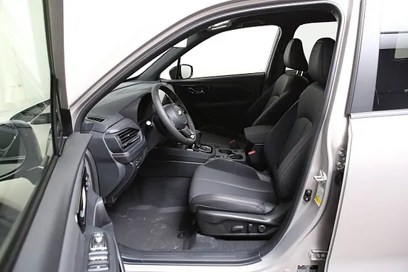 Subaru Forester 2025 photo 5
