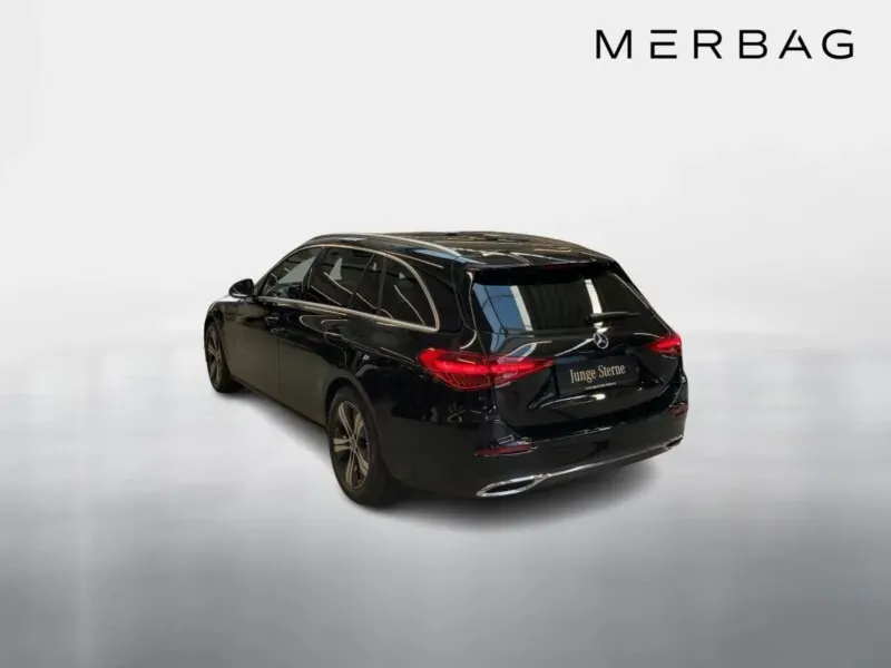 Mercedes-Benz C-Class 2025 photo 2