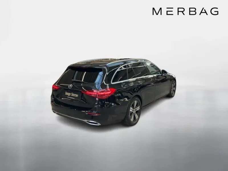 Mercedes-Benz C-Class 2025 photo 3
