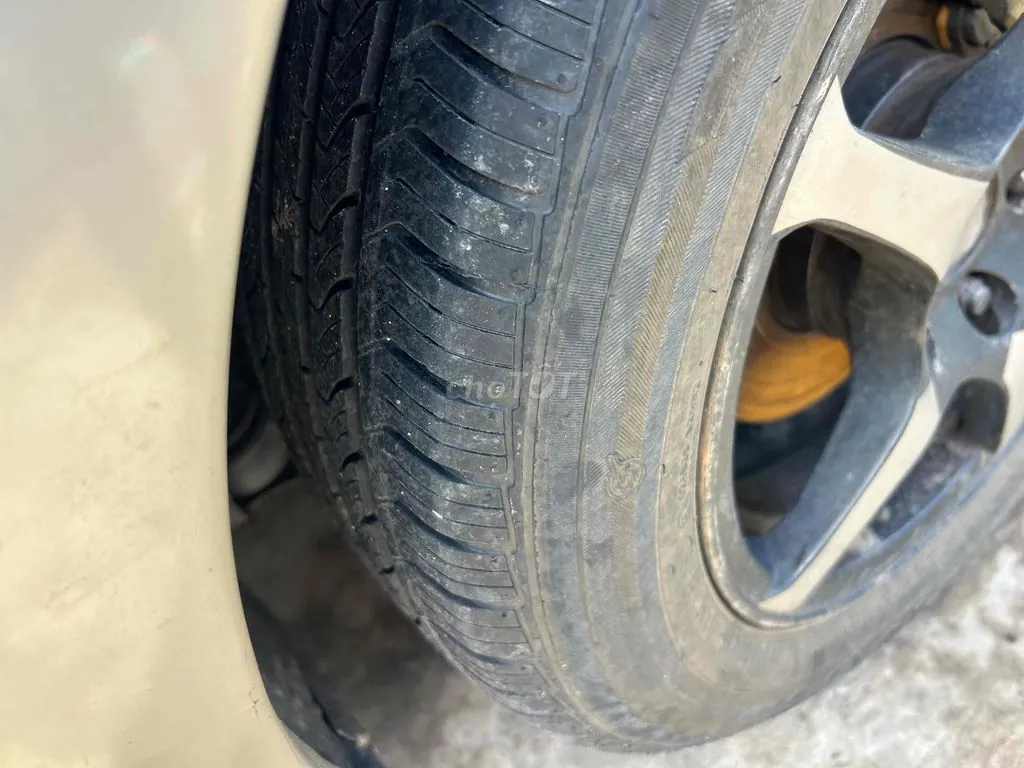 Kia Carens 2009 photo 4