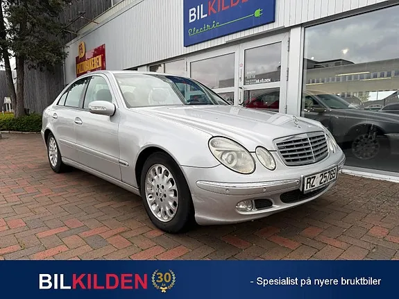 Mercedes-Benz E220