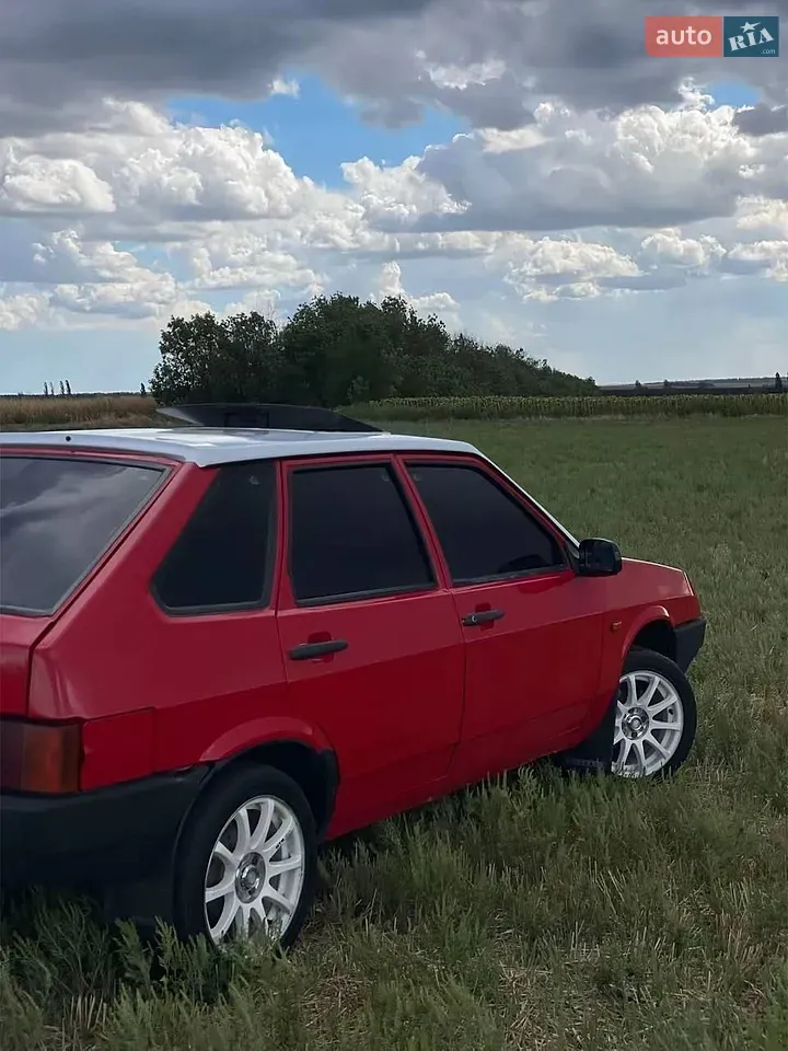 Lada 2109 1992 photo 2