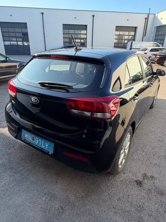 Kia Rio 2021 photo 3