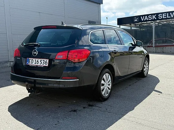 Opel Astra 2016 photo 4