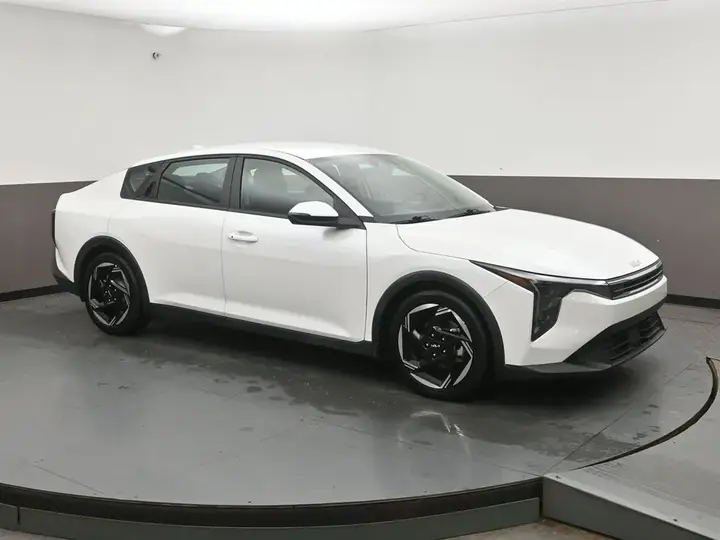 Kia K4