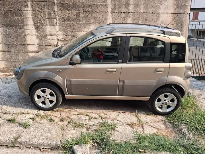 Fiat Panda 2011 photo 2