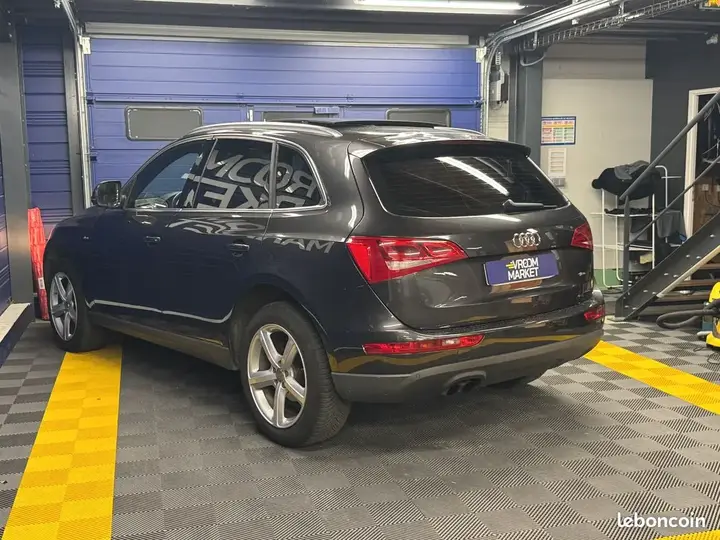 Audi Q5 2009 photo 3