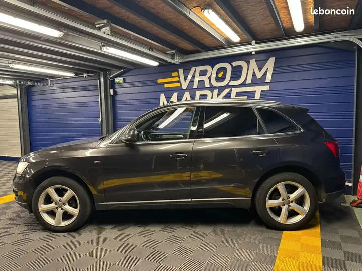 Audi Q5 2009 photo 2
