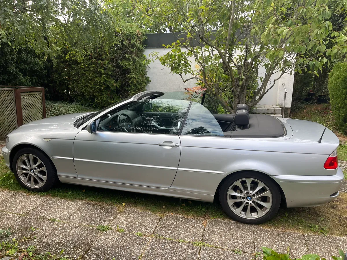 BMW 3 Series 2004 photo 2