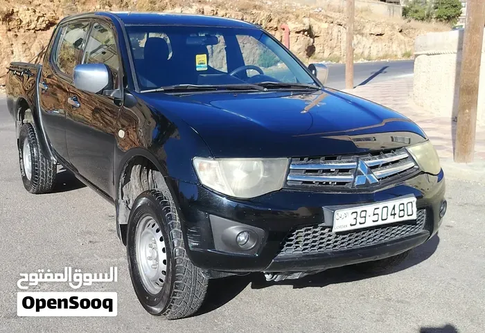 Mitsubishi L200 2015 photo 4