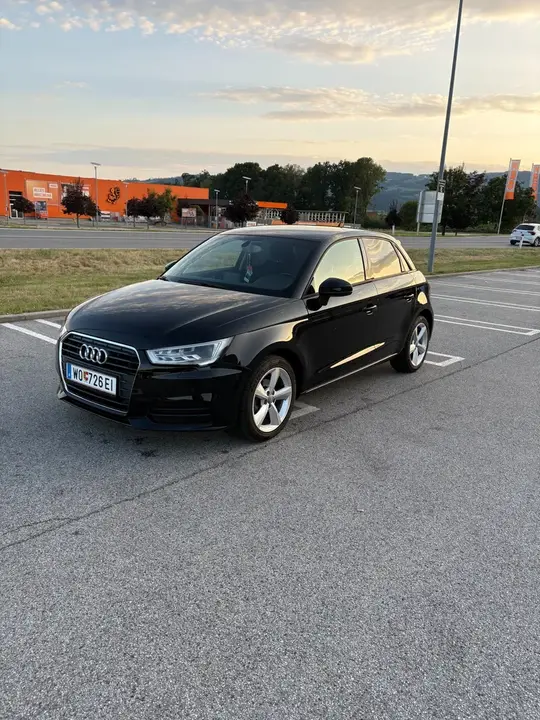 Audi A1 2017 photo 2