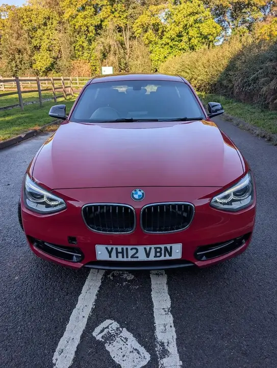 BMW 1 Series 2012 photo 2