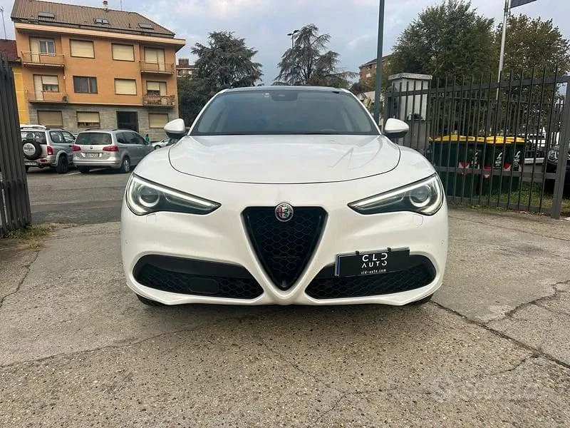 Alfa Romeo Stelvio 2021 photo 2