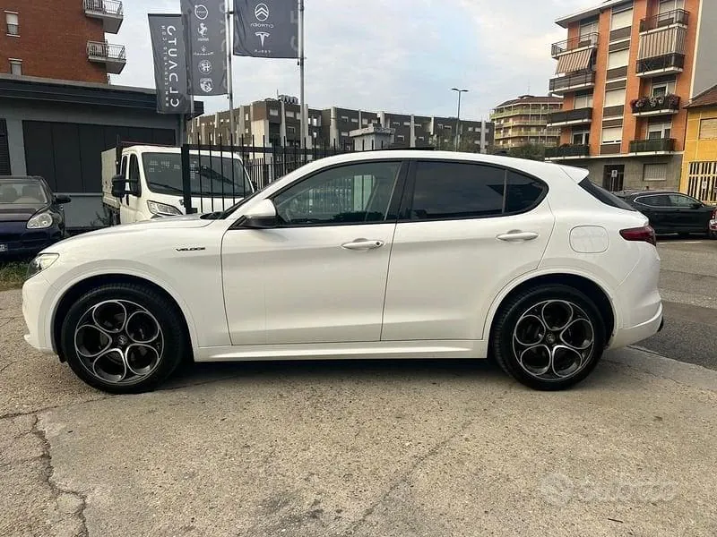 Alfa Romeo Stelvio 2021 photo 4