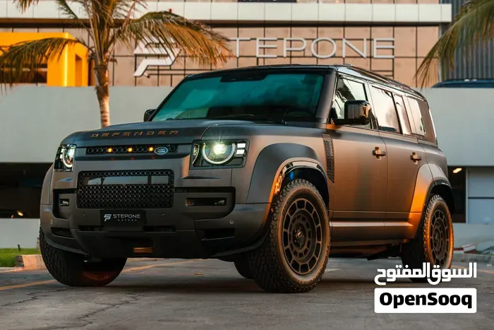Land Rover Defender 110