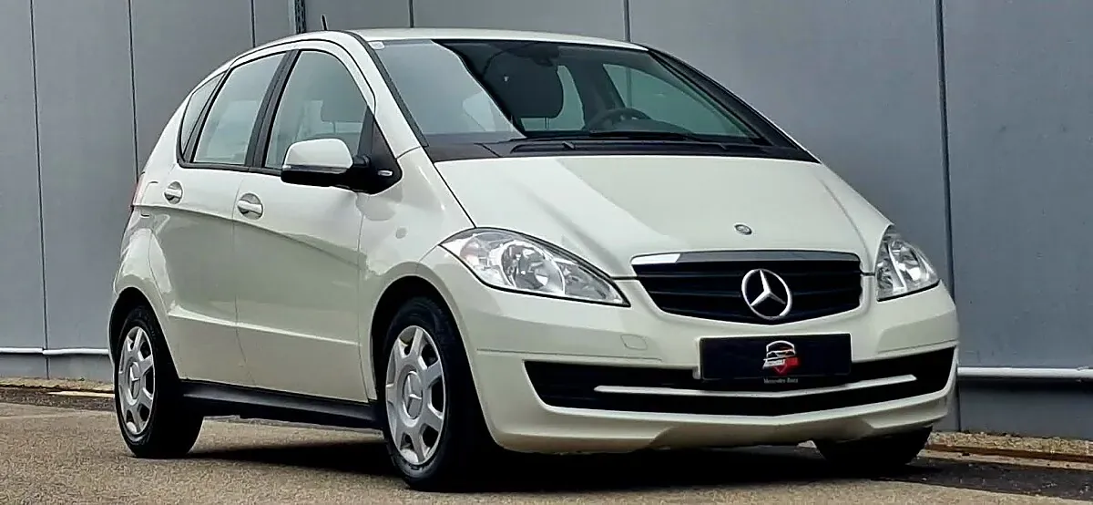 Mercedes-Benz A-Class 2012 photo 3