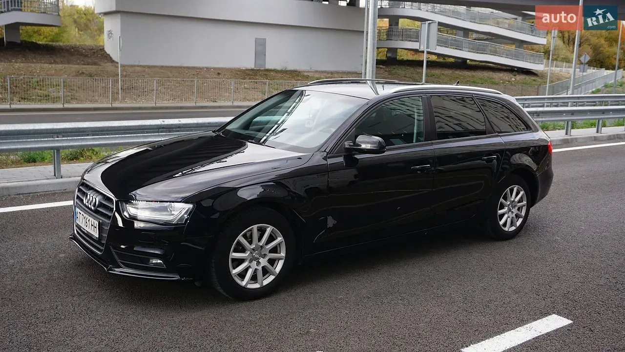 Audi A4 2012 photo 4
